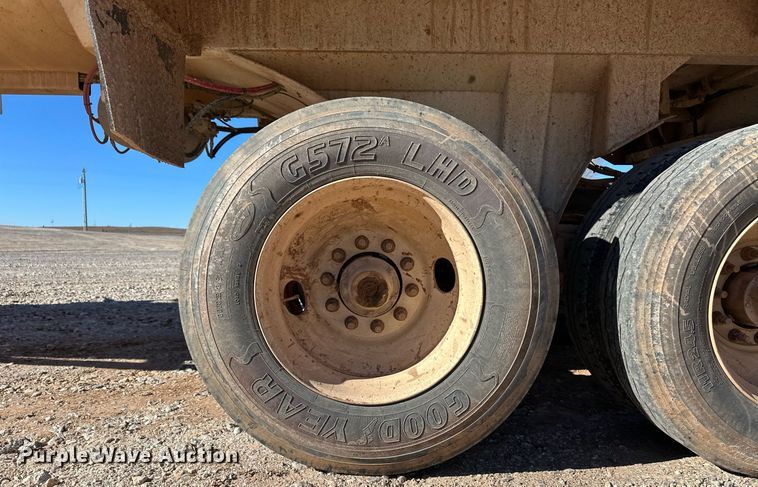 image for item ER8450 2018 Mac end dump trailer