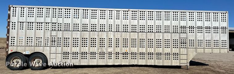 image for item ER8458 1986 Merritt livestock trailer