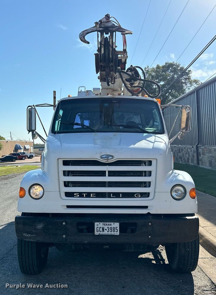 image for item IE9148 2001 Sterling digger derrick truck