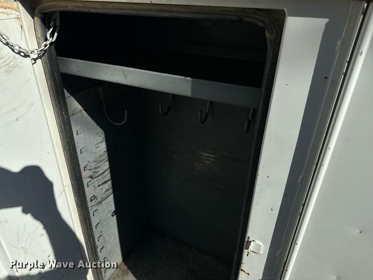 image for item IE9148 2001 Sterling digger derrick truck