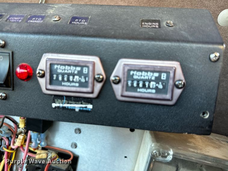 image for item IE9148 2001 Sterling digger derrick truck