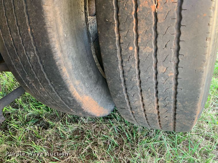 image for item JT9729 1997 Viking VPPD-48 drop deck trailer