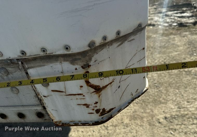 image for item LH9308 2005 Stoughton  AVW-535T-S-C-AR dry van trailer