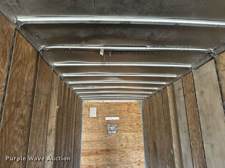 image for item LH9308 2005 Stoughton  AVW-535T-S-C-AR dry van trailer