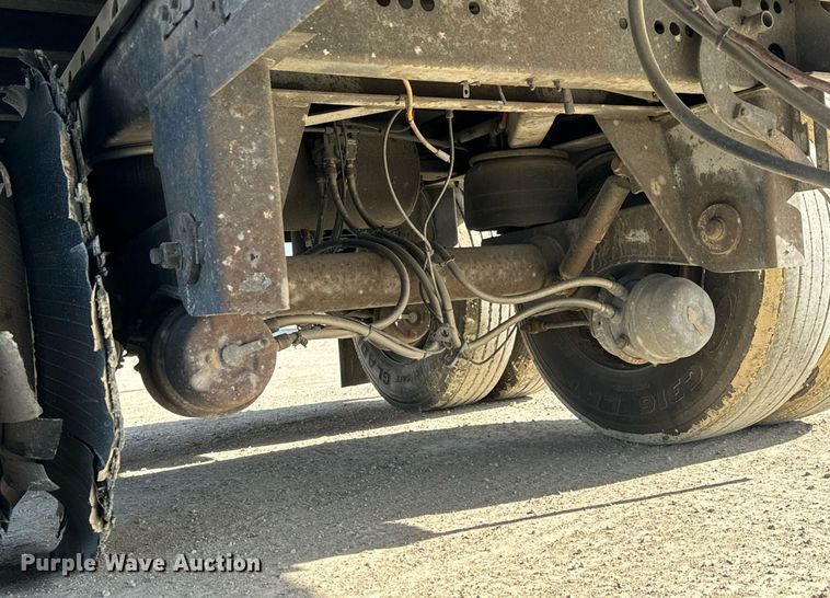 image for item LH9310 2005 Great Dane  dry van trailer