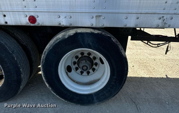 image for item LH9310 2005 Great Dane  dry van trailer