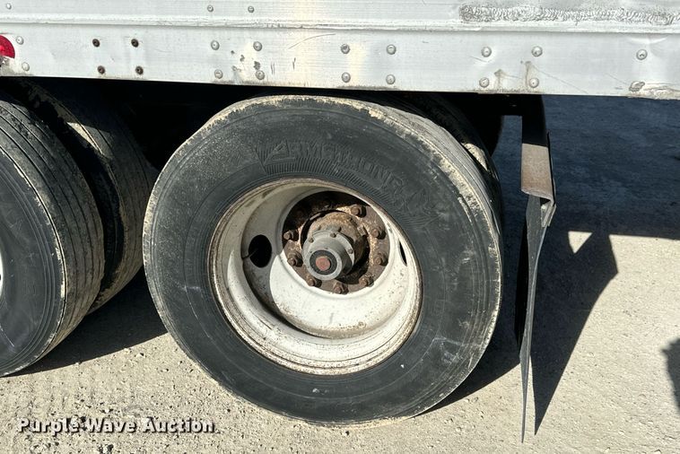 image for item LH9310 2005 Great Dane  dry van trailer