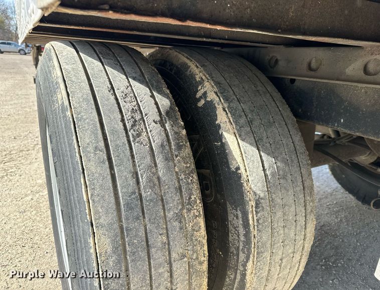 image for item LH9310 2005 Great Dane  dry van trailer