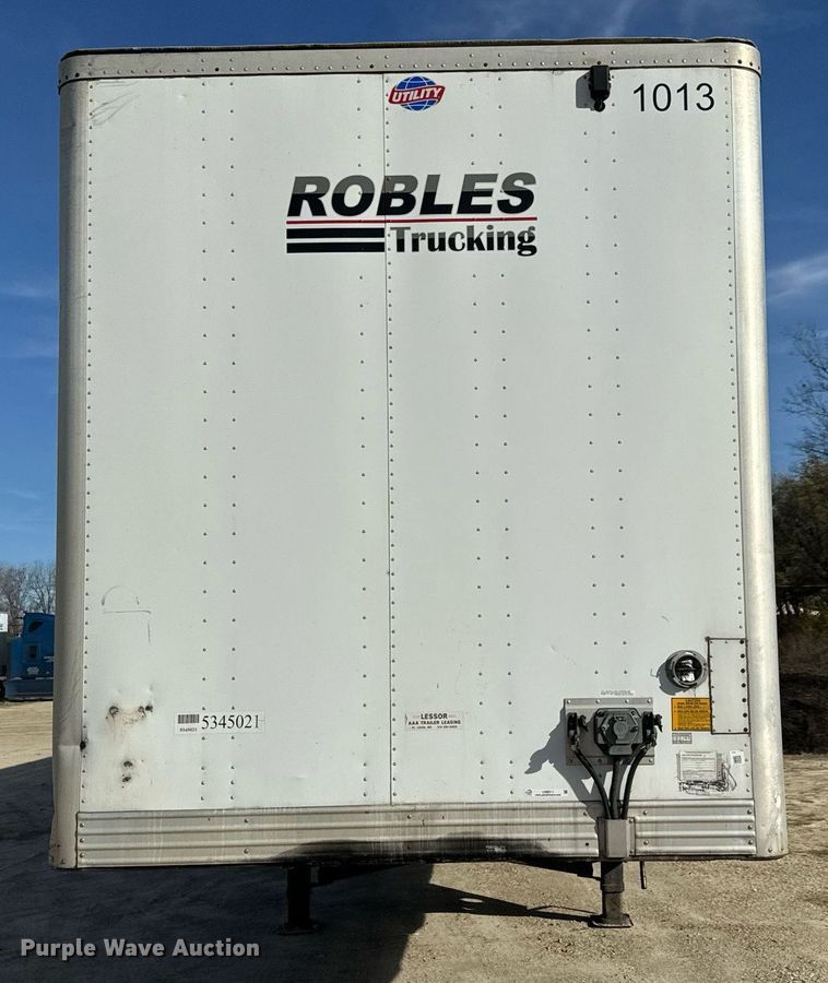 image for item LH9311 2013 Utility  4000D-X  dry van trailer