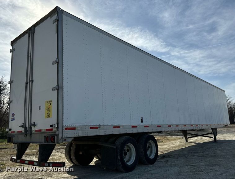 image for item LH9311 2013 Utility  4000D-X  dry van trailer