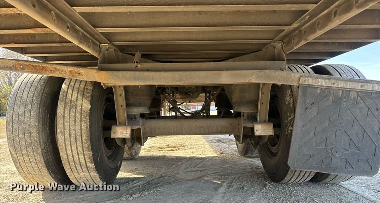 image for item LH9311 2013 Utility  4000D-X  dry van trailer