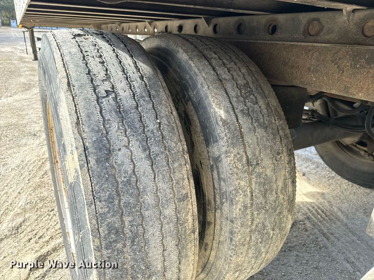 image for item LH9311 2013 Utility  4000D-X  dry van trailer