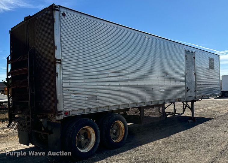 image for item MS9968 1966 Fruehauf  Dry van trailer