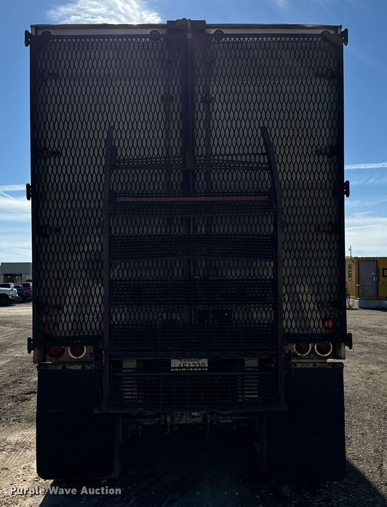 image for item MS9968 1966 Fruehauf  Dry van trailer