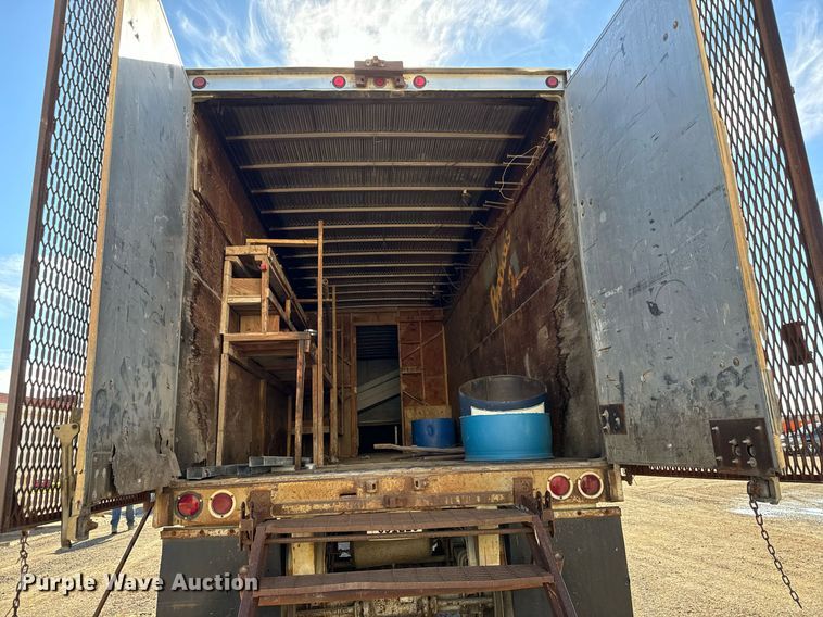 image for item MS9968 1966 Fruehauf  Dry van trailer