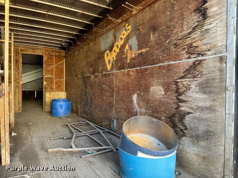 image for item MS9968 1966 Fruehauf  Dry van trailer