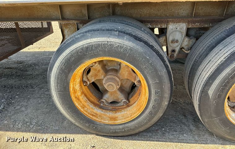 image for item MS9968 1966 Fruehauf  Dry van trailer