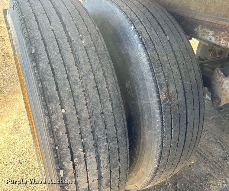 image for item MS9968 1966 Fruehauf  Dry van trailer