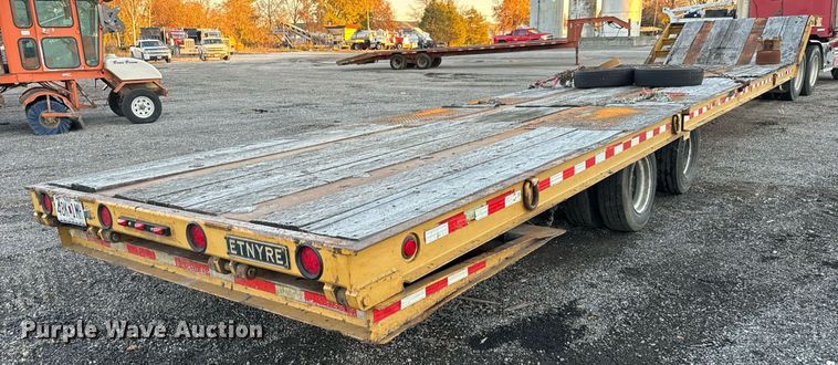 image for item MT9023 1993 Etnyre SR35TL drop deck hydraulic tail equipment trailer