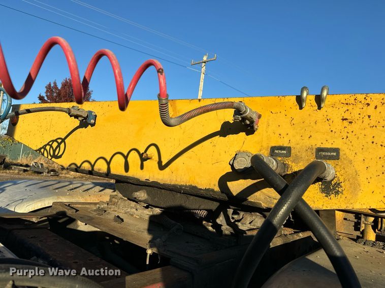 image for item MT9023 1993 Etnyre SR35TL drop deck hydraulic tail equipment trailer