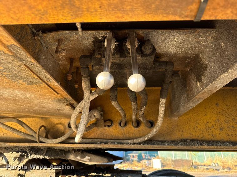 image for item MT9023 1993 Etnyre SR35TL drop deck hydraulic tail equipment trailer