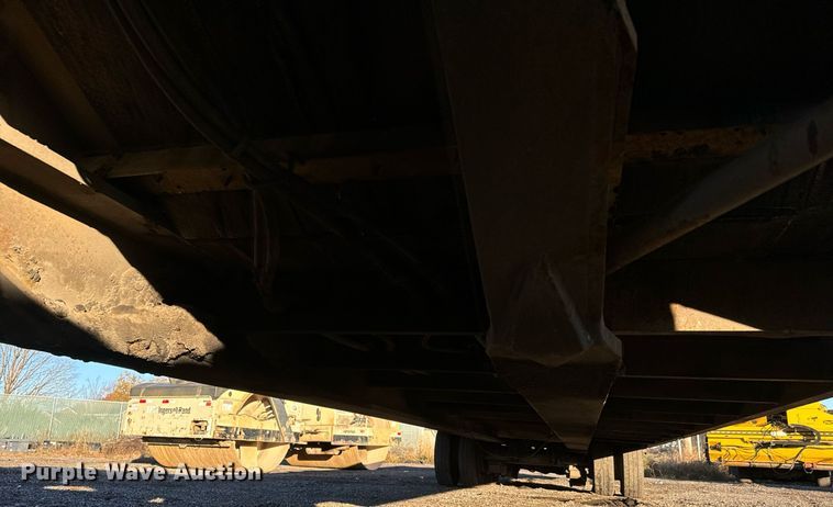 image for item MT9023 1993 Etnyre SR35TL drop deck hydraulic tail equipment trailer