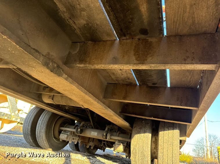 image for item MT9023 1993 Etnyre SR35TL drop deck hydraulic tail equipment trailer