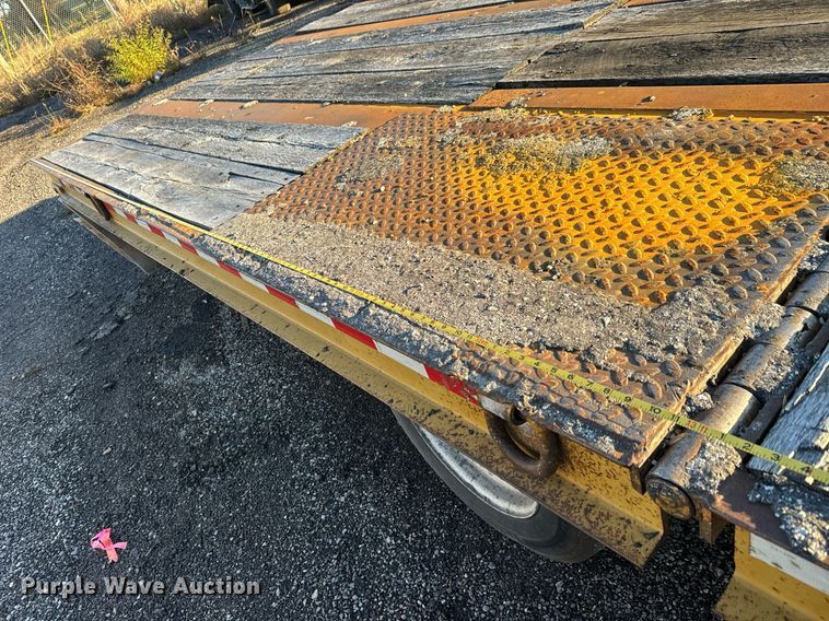 image for item MT9023 1993 Etnyre SR35TL drop deck hydraulic tail equipment trailer