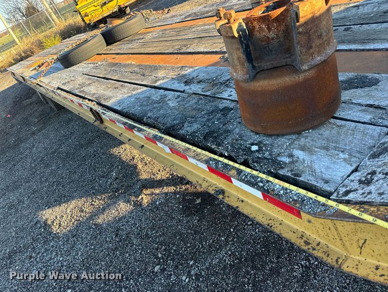 image for item MT9023 1993 Etnyre SR35TL drop deck hydraulic tail equipment trailer