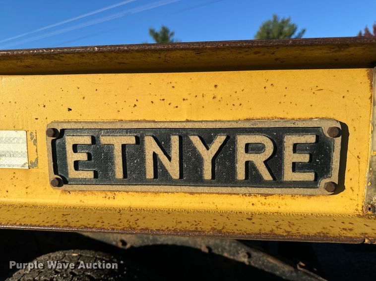 image for item MT9023 1993 Etnyre SR35TL drop deck hydraulic tail equipment trailer