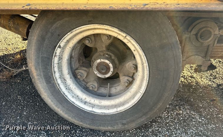 image for item MT9023 1993 Etnyre SR35TL drop deck hydraulic tail equipment trailer