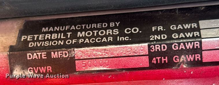 image for item MT9024 1990 Peterbilt 377 semi truck