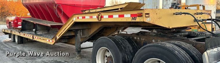 image for item MT9025 1988 Hyster SR35TL drop deck hydraulic tail equipment trailer