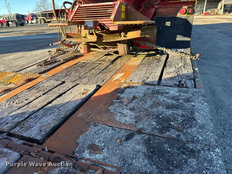 image for item MT9025 1988 Hyster SR35TL drop deck hydraulic tail equipment trailer