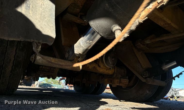 image for item MT9025 1988 Hyster SR35TL drop deck hydraulic tail equipment trailer