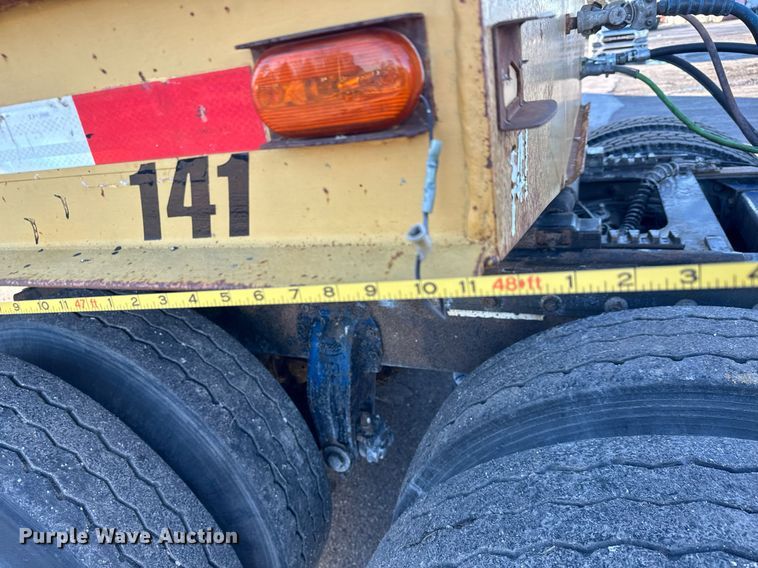 image for item MT9025 1988 Hyster SR35TL drop deck hydraulic tail equipment trailer