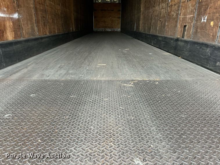 image for item NJ9562 2006 Wabash dry van trailer
