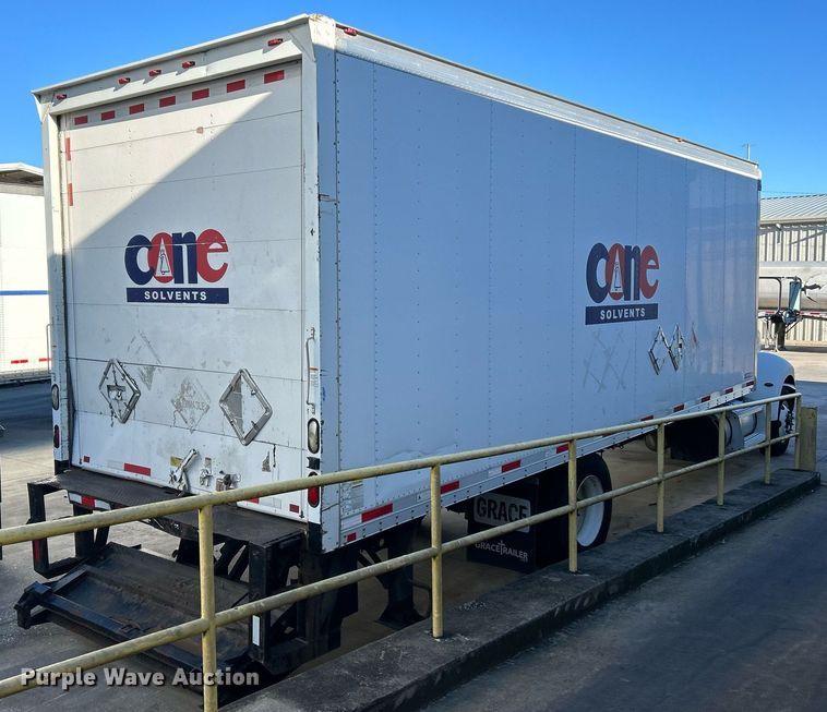 image for item NJ9572 2014 Peterbilt 337 box truck
