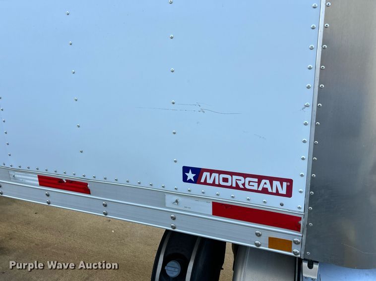 image for item NJ9572 2014 Peterbilt 337 box truck