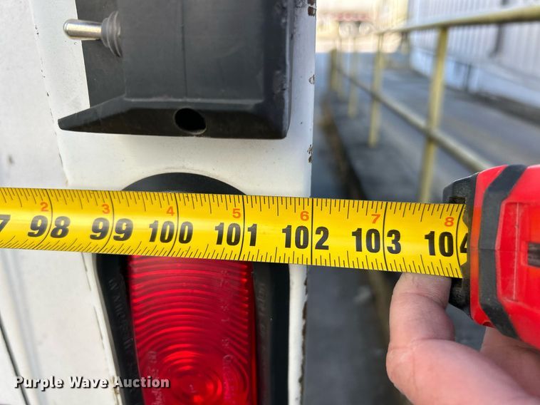 image for item NJ9572 2014 Peterbilt 337 box truck