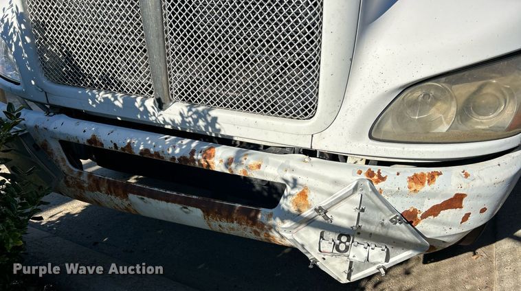 image for item NJ9574 2011 Kenworth T370 box truck