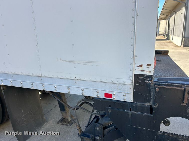 image for item NJ9574 2011 Kenworth T370 box truck