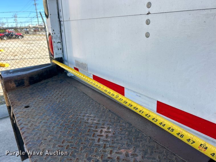 image for item NJ9574 2011 Kenworth T370 box truck