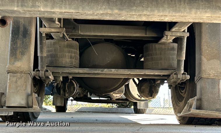 image for item NJ9574 2011 Kenworth T370 box truck