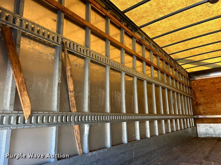 image for item NJ9574 2011 Kenworth T370 box truck