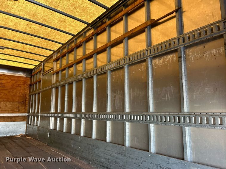 image for item NJ9574 2011 Kenworth T370 box truck