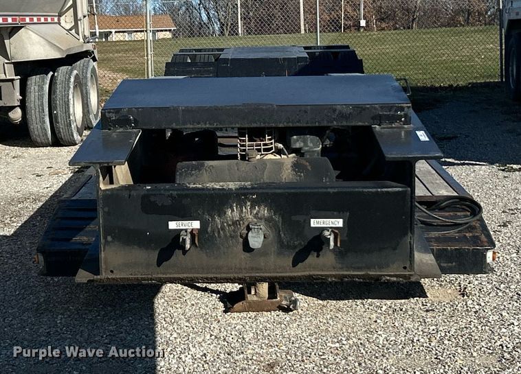 image for item NJ9637 2006 Witzco RG-35 Challenger lowboy equipment trailer