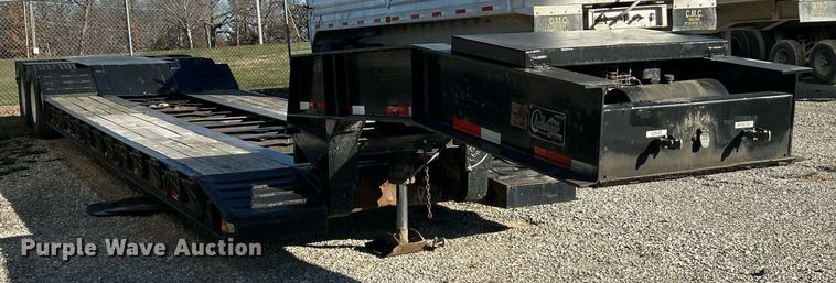 image for item NJ9637 2006 Witzco RG-35 Challenger lowboy equipment trailer