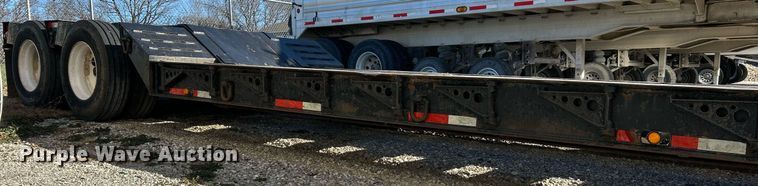 image for item NJ9637 2006 Witzco RG-35 Challenger lowboy equipment trailer