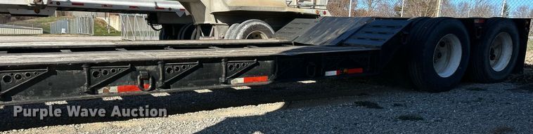 image for item NJ9637 2006 Witzco RG-35 Challenger lowboy equipment trailer